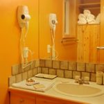 One Bed Cottage E: Bathroom ucluelet fishing cabin